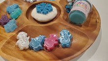 Load image into Gallery viewer, Penguin Loose Parts
