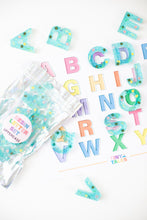 Load image into Gallery viewer, Bees Resin Letters
