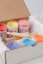 Load image into Gallery viewer, Ultimate Play Dough Kit
